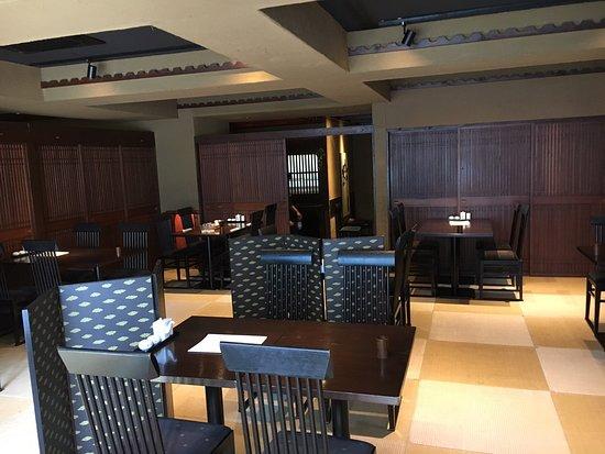 Uchi no Tamago Chokubaijo